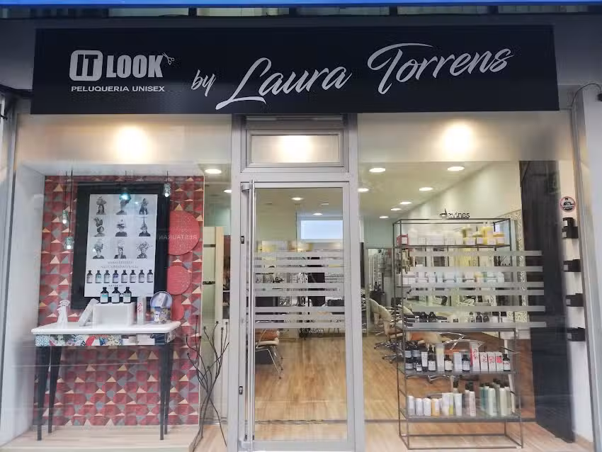 It LOOK by Laura Torrens