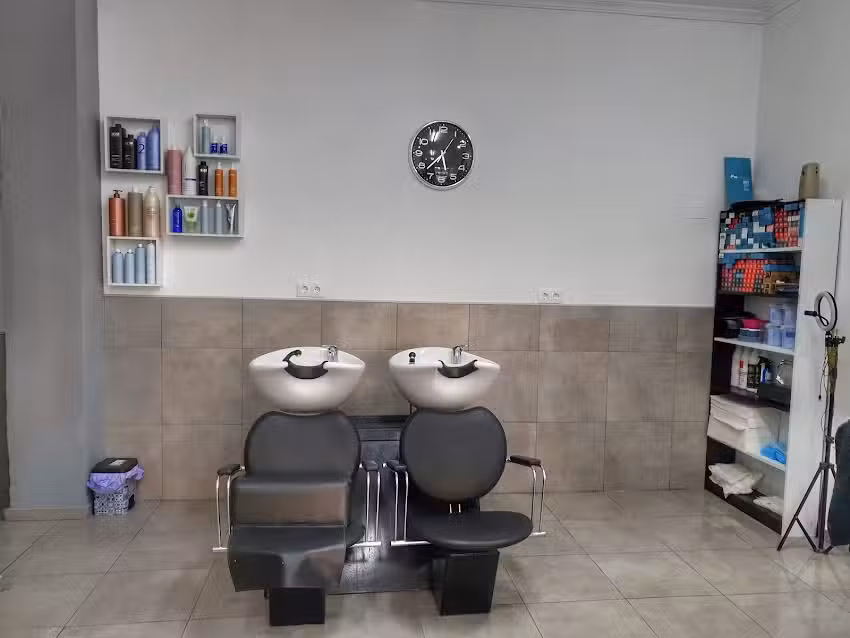 J.S Peluqueros unisex