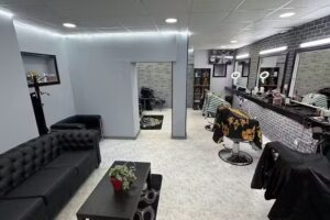 Javi_barbershop . Latina 🇩🇴🇪🇸