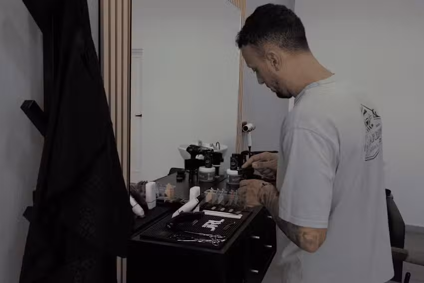 JH Barber Argual