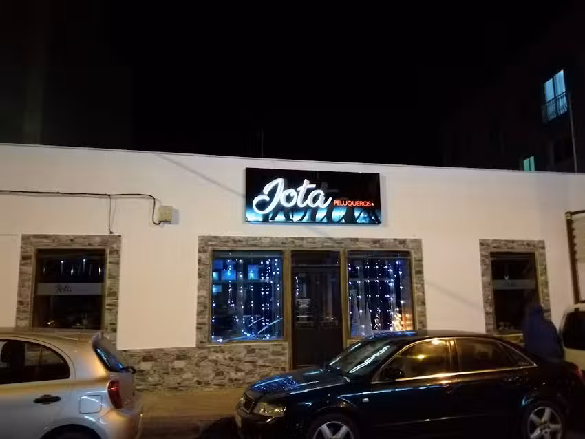 Jota Peluqueros
