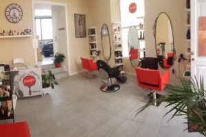 Juanfra Salón De Peluquería