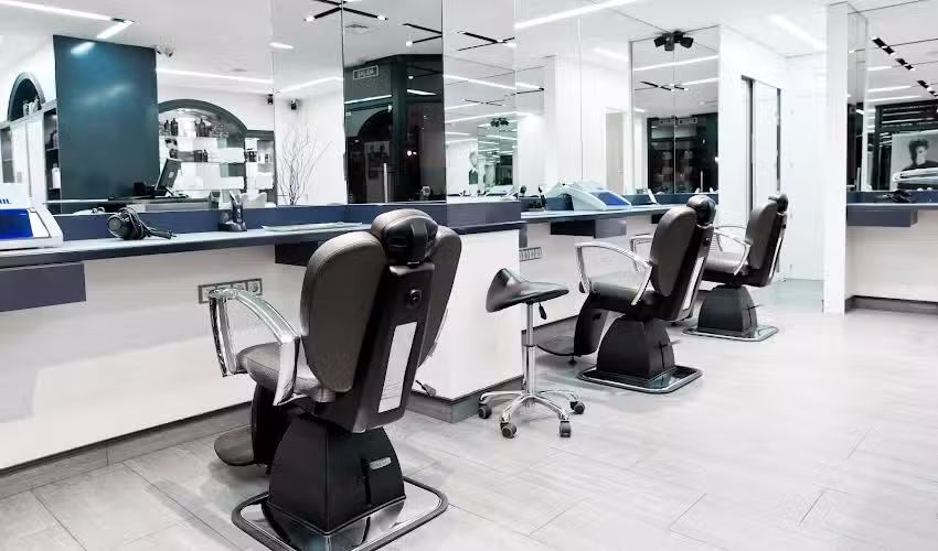 J&uacute;caro: peluquer&iacute;a de caballeros y barber&iacute;a
