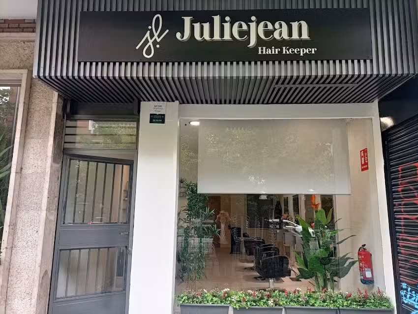 Juliejean Hair Keeper