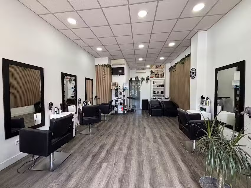 Kayra Peluqueros
