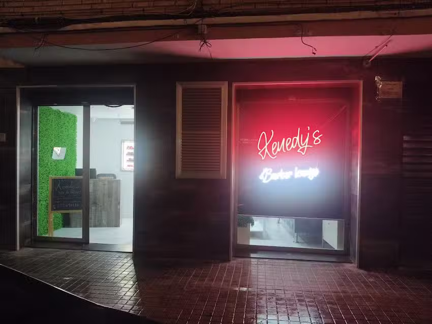 Kenedy’s barber lounge
