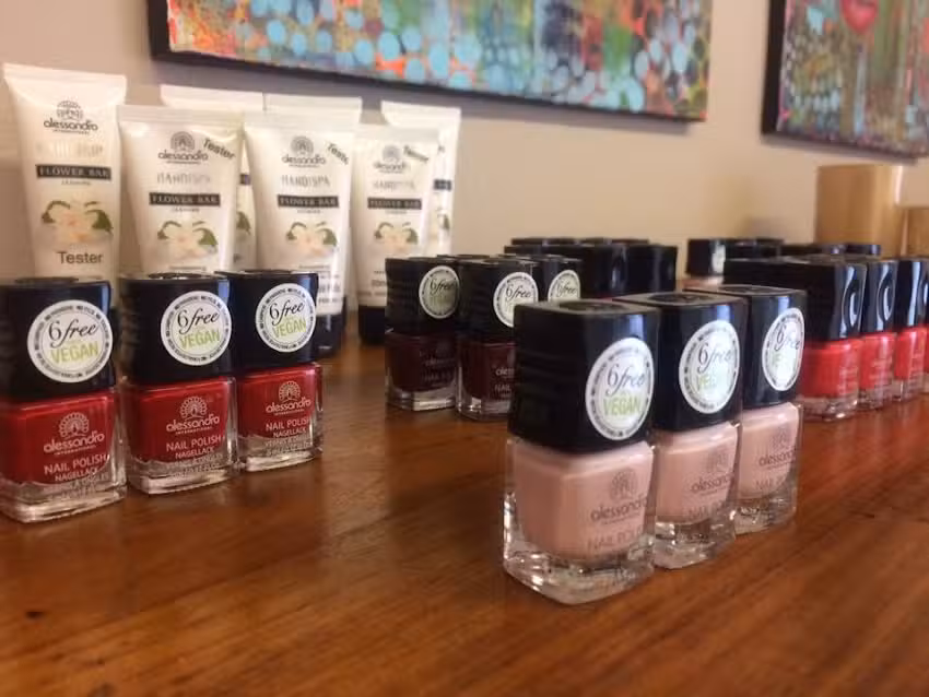 KMK COSMETICS