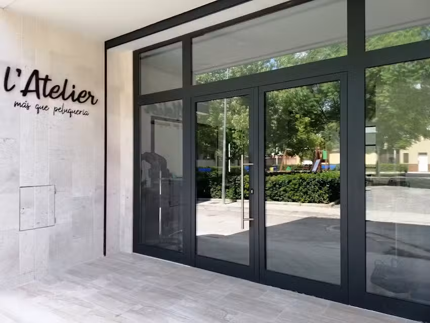 L&rsquo;atelier (m&aacute;s que peluquer&iacute;a)