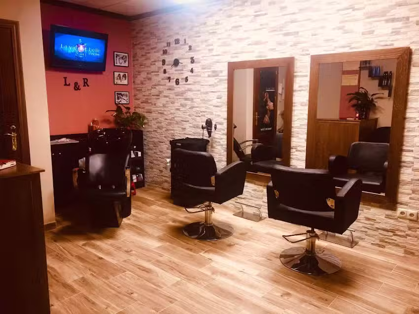 L&R Peluquer&iacute;a y Est&eacute;tica.