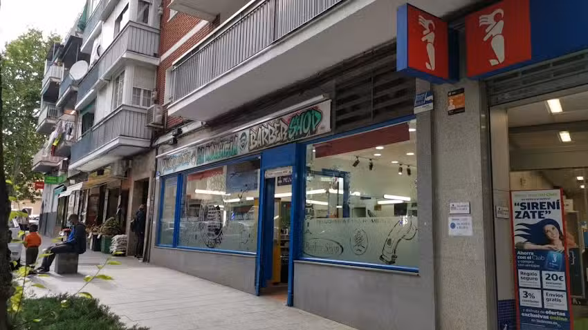 La Industria Barber Shop