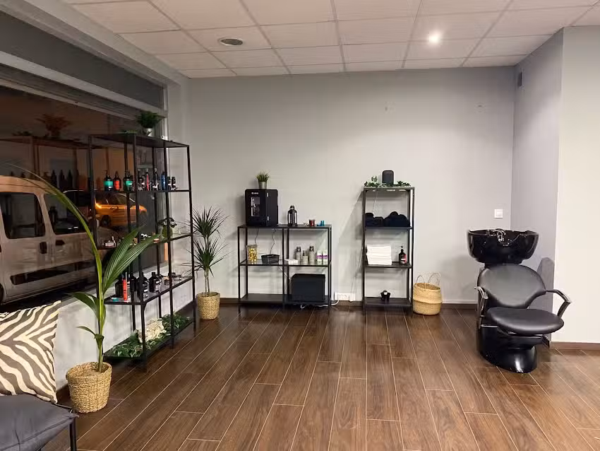 La jungla barber shop
