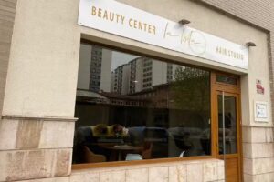 La Lola Hair Studio