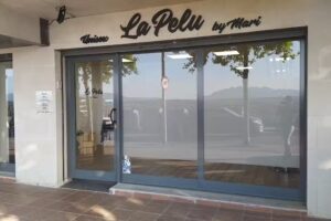 La Pelu by Mari
