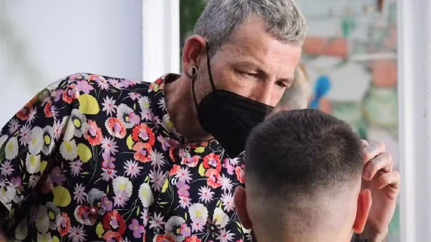 La Peluquer&iacute;a por Ra&uacute;l Espinosa