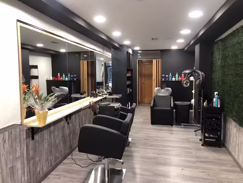 La petite hair boutique