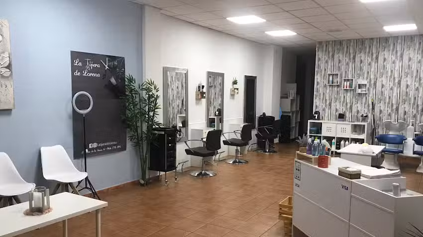 La Tijera De Lorena