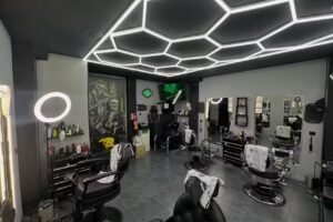 Lenis Barber Shop