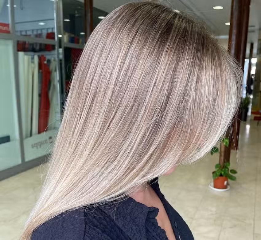 Lidia Povieda PELUQUER&Iacute;A Donostia-San Sebasti&aacute;n / BALAYAGE / CORTE