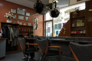LIRIA Y JUNCAL ESTILISTAS