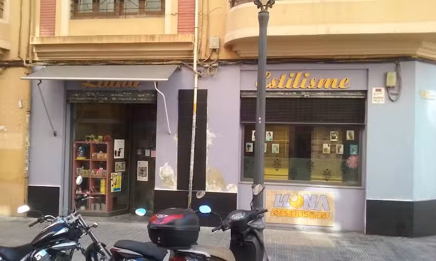 Lluna Estilisme