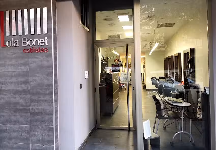 Lola Bonet Hair Studio
