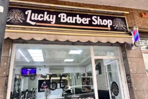 LUCKY BARBER SHOP