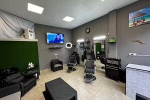 Luis Reinaldo Barber Shop