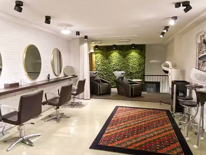 LUX Organic Salon