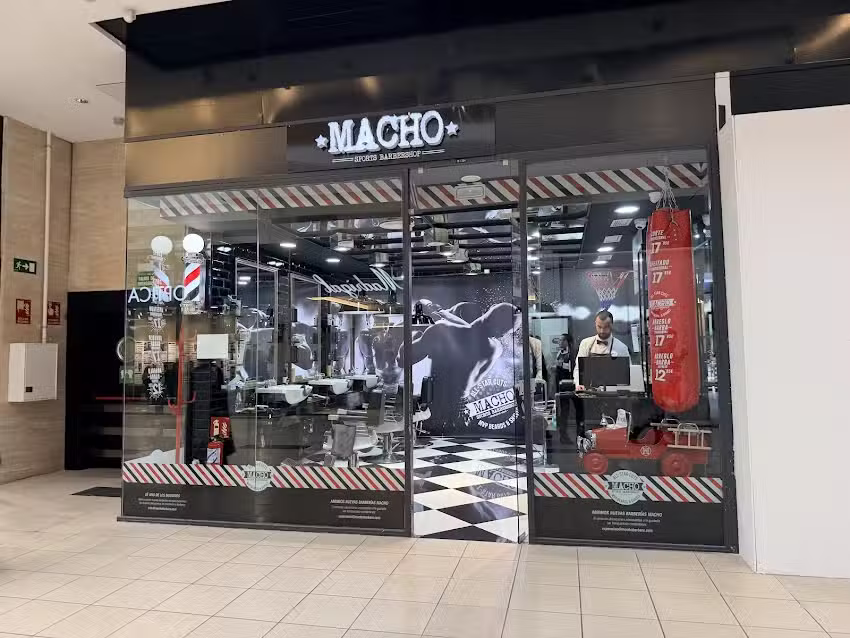 Macho Sports Barbershop Moraleja Green