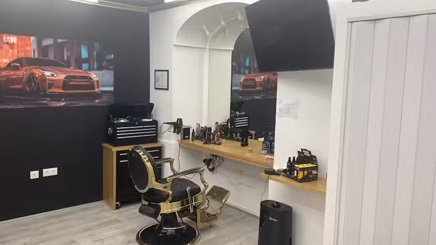 Manuel Hidalgo Barber shop