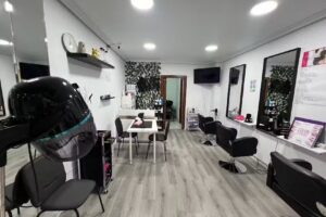 María Peluquería unisex