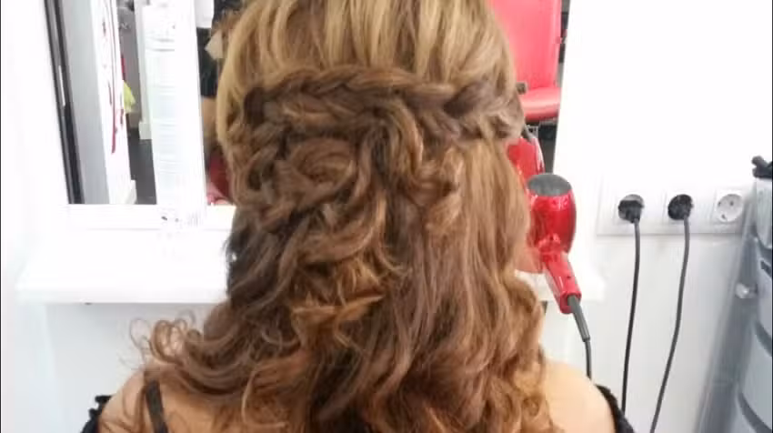 Maria’s Peluqueros
