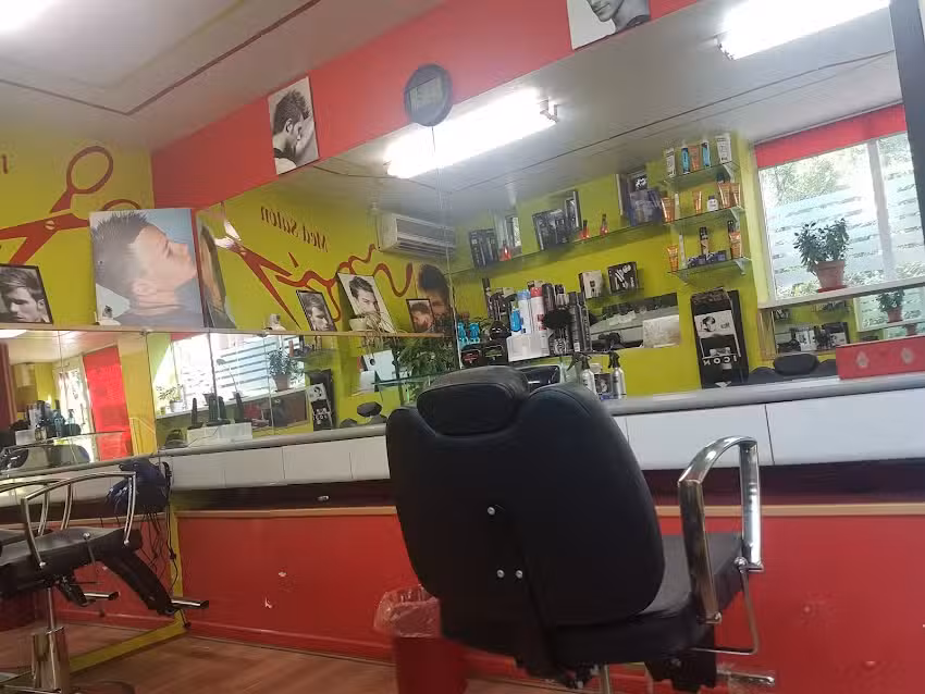 Med Sal&oacute;n Peluquer&iacute;a De Caballeros