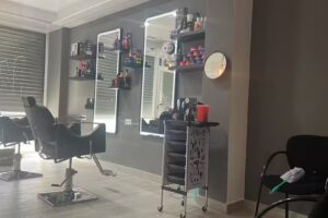 MH BARBER SHOP