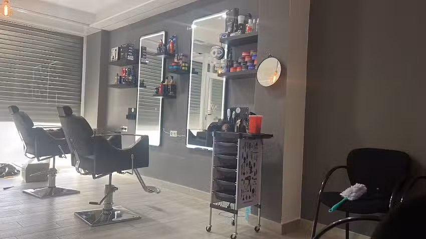 MH BARBER SHOP