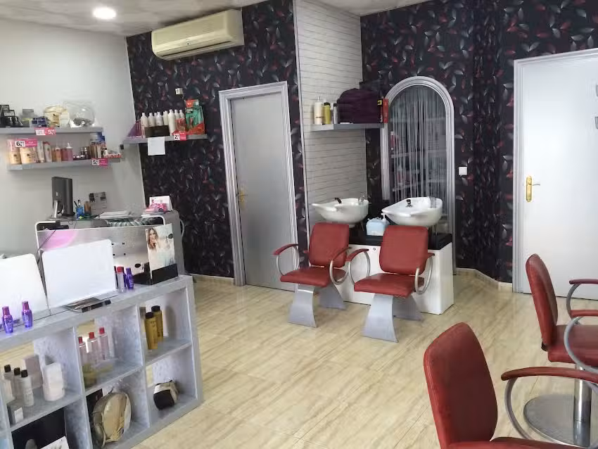 MIMAME Peluquería Unisex (Peluquería, Productos de Belleza, Laser de diodo…) en San Fernando