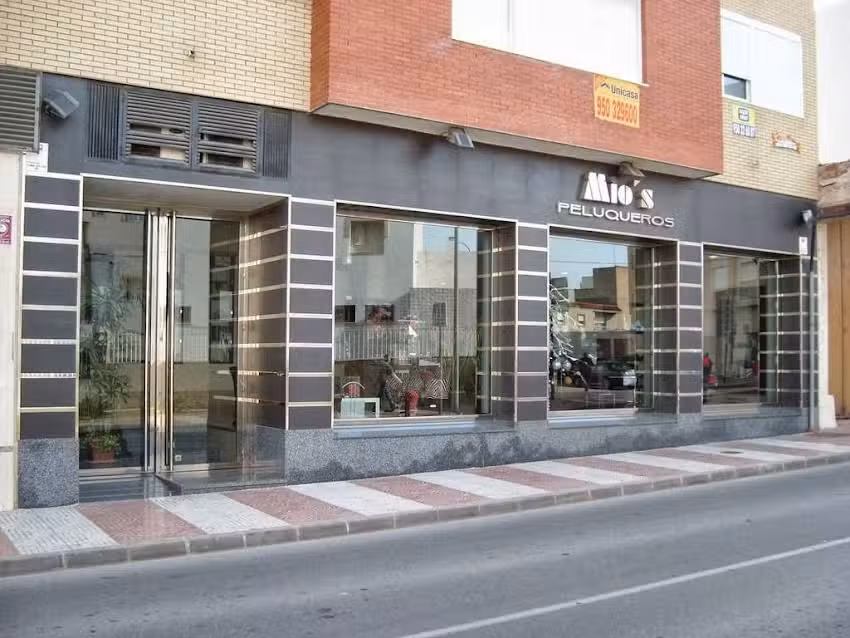Mio´s Peluqueros