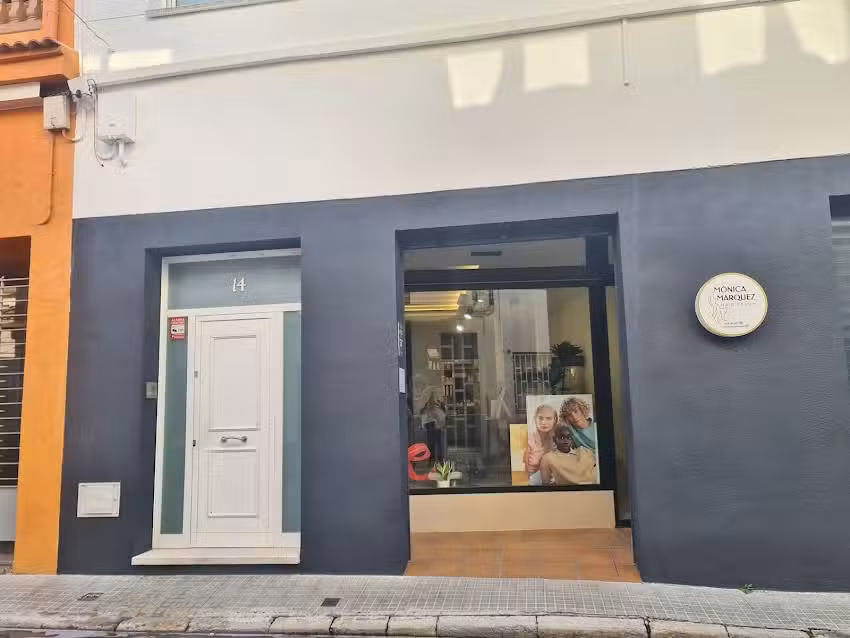 M&oacute;nica M&aacute;rquez Hair Salon