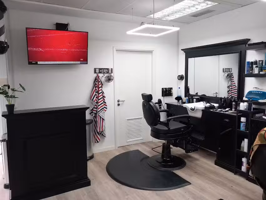 Monkey Barber Shop