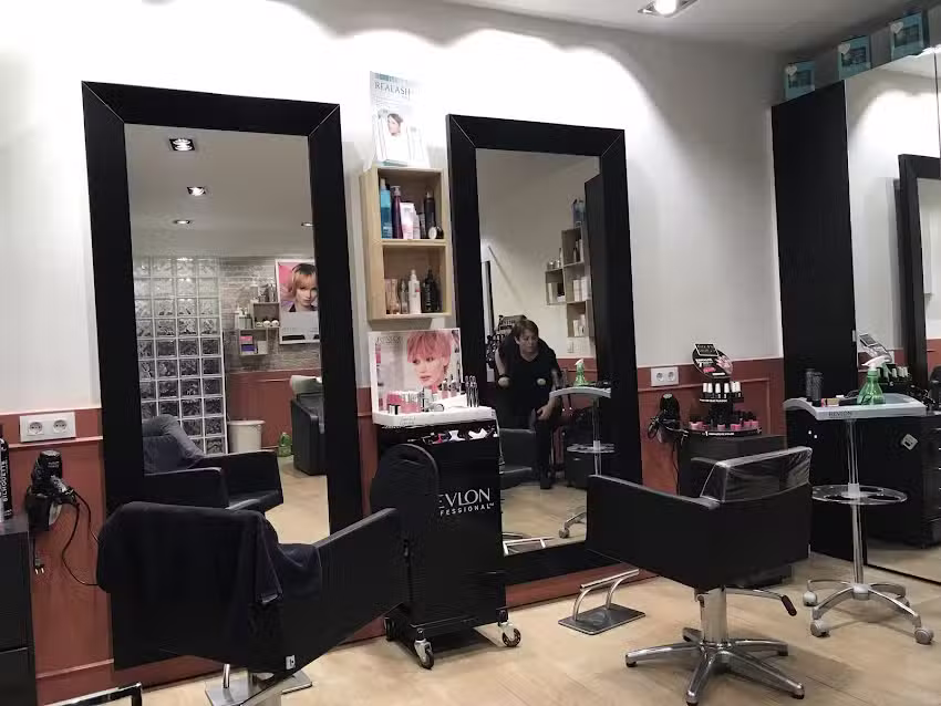 Montserrat Massoni Perruqueria