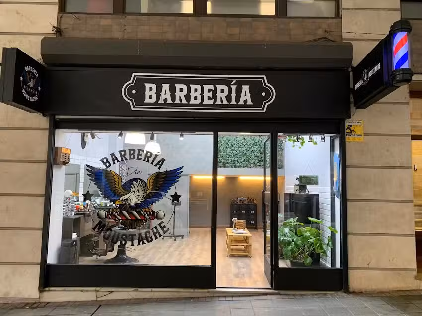 Moustache Díaz Barbería