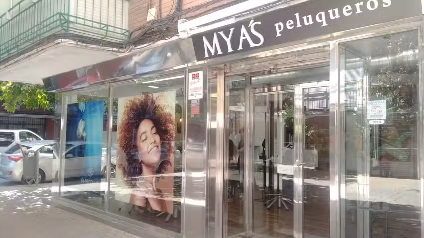 MYA’S Peluqueros