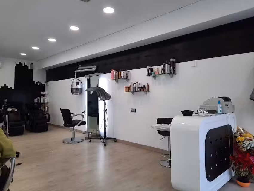 Mytica’s Peluqueras