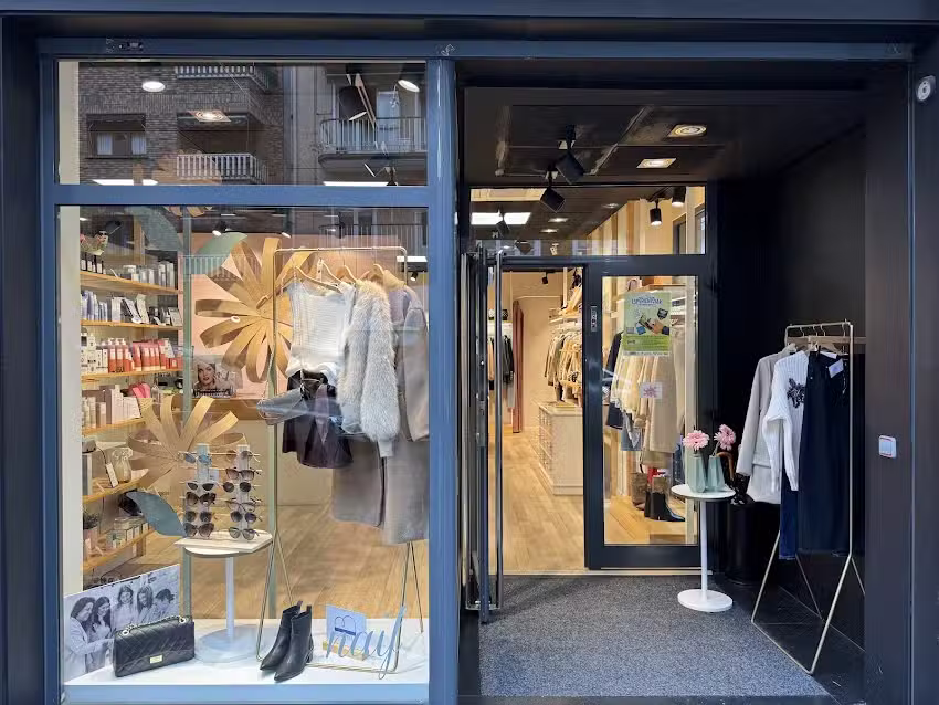 Naif concept store