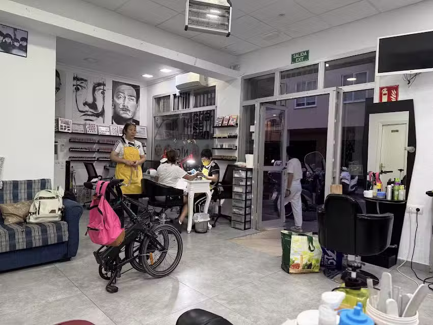 NICE PELUQUERÍA UNISEX