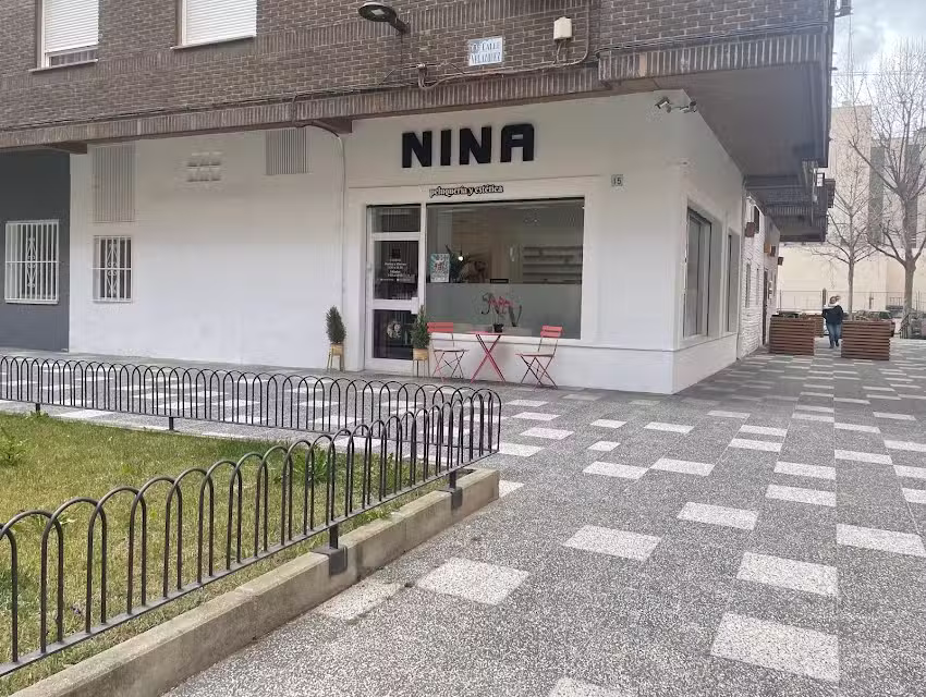 Nina Valleros Peluqueros