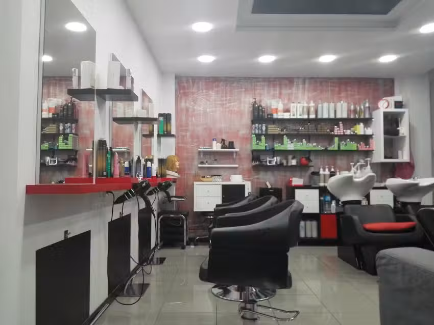 Norma canals perruqueria i estètica unisex