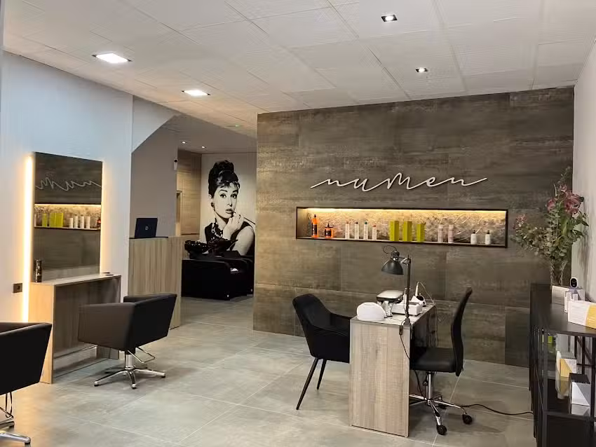 Numen Peluquer&iacute;a y Est&eacute;tica