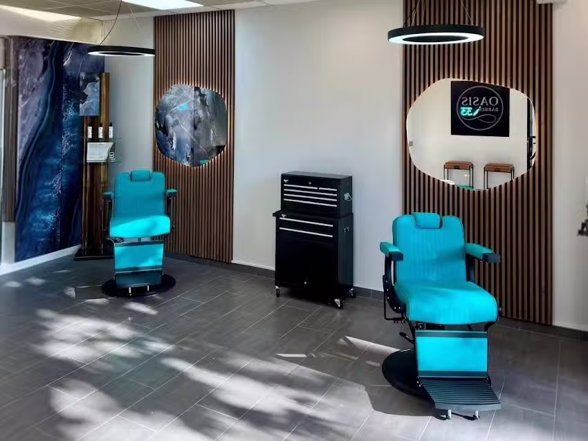 Oasis Barber 33