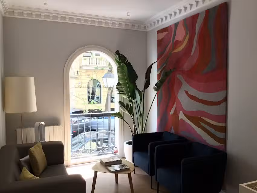 Oliver Martinez Hairdressers